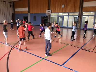 Danse avec moi