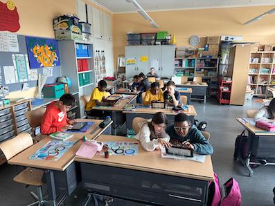 Apprendre à Coder et Créer des Histoires Interactives avec Scratch sur iPad